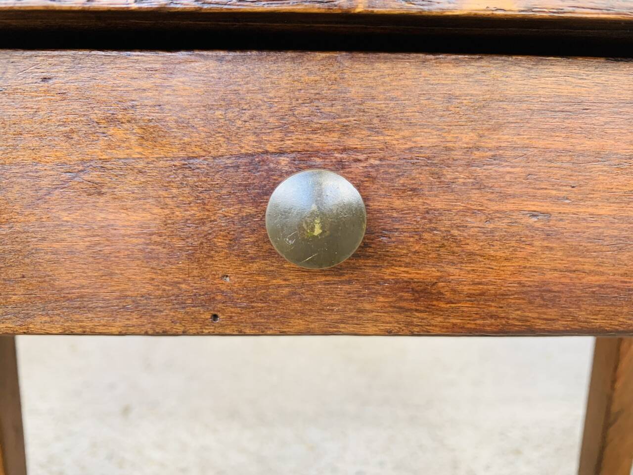 Small console / Side table in walnut 19th century