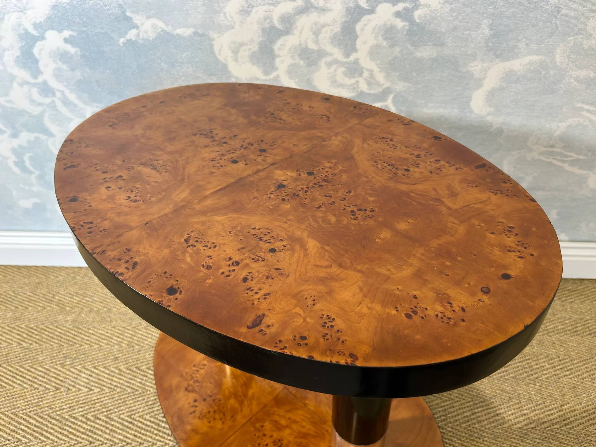 Art Deco side table with walnut burl veneer, France, 1930s.