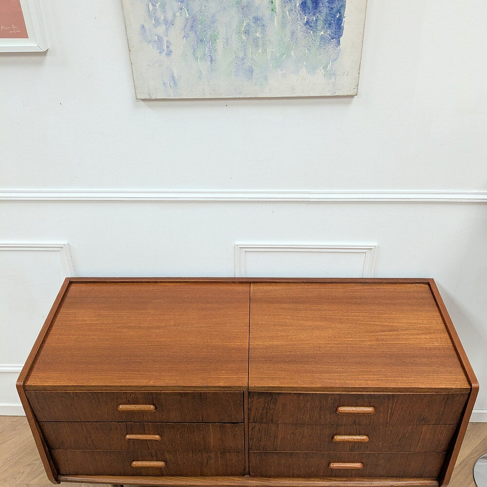 Commode avec coiffeuse intégrée