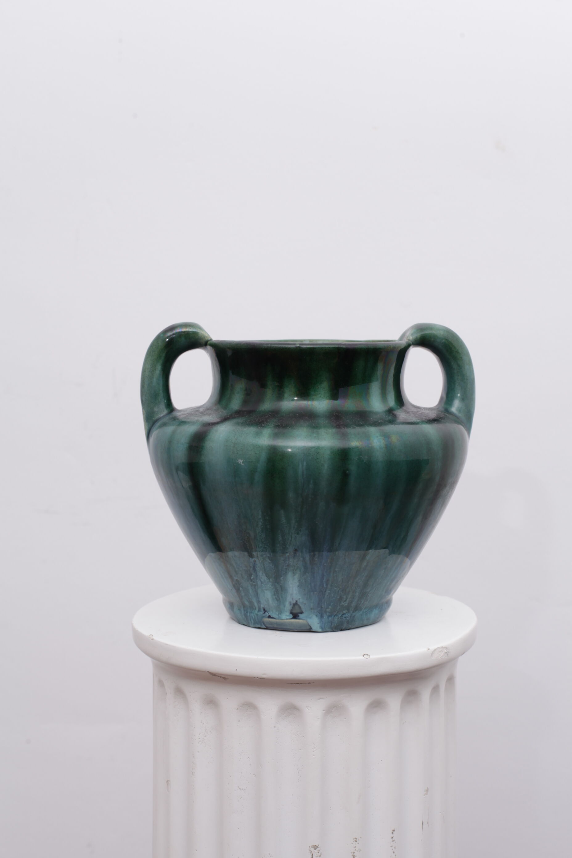 Green sandstone pot vase