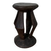 Sculptural stool in solid wood – Ivory Coast