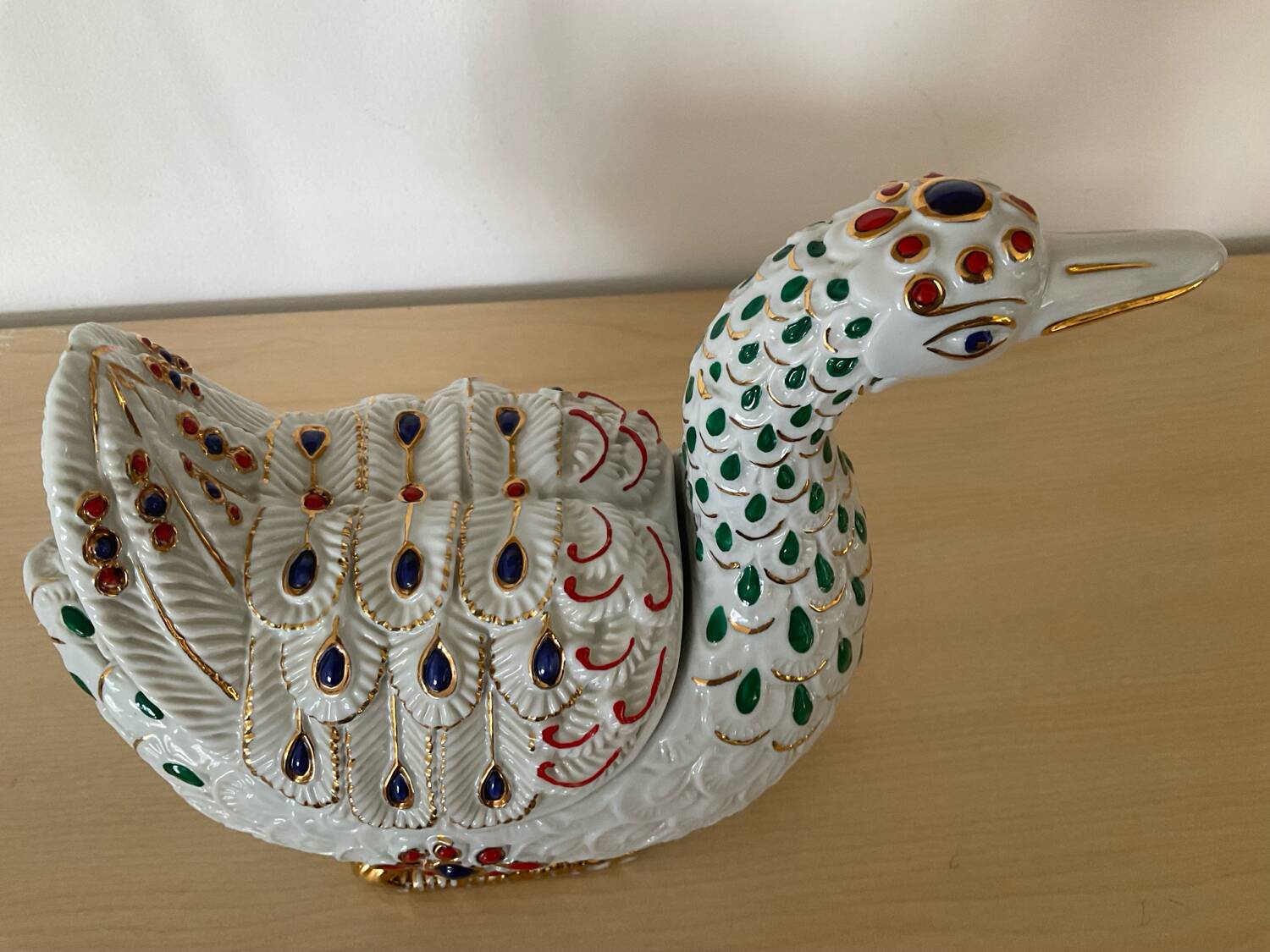 Italian porcelain bird candy box from the 70s