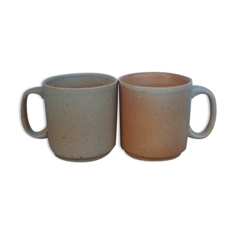 Deux mugs / tasses en grès - vintage