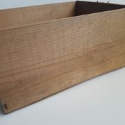 Caisse bois laiterie Charentes