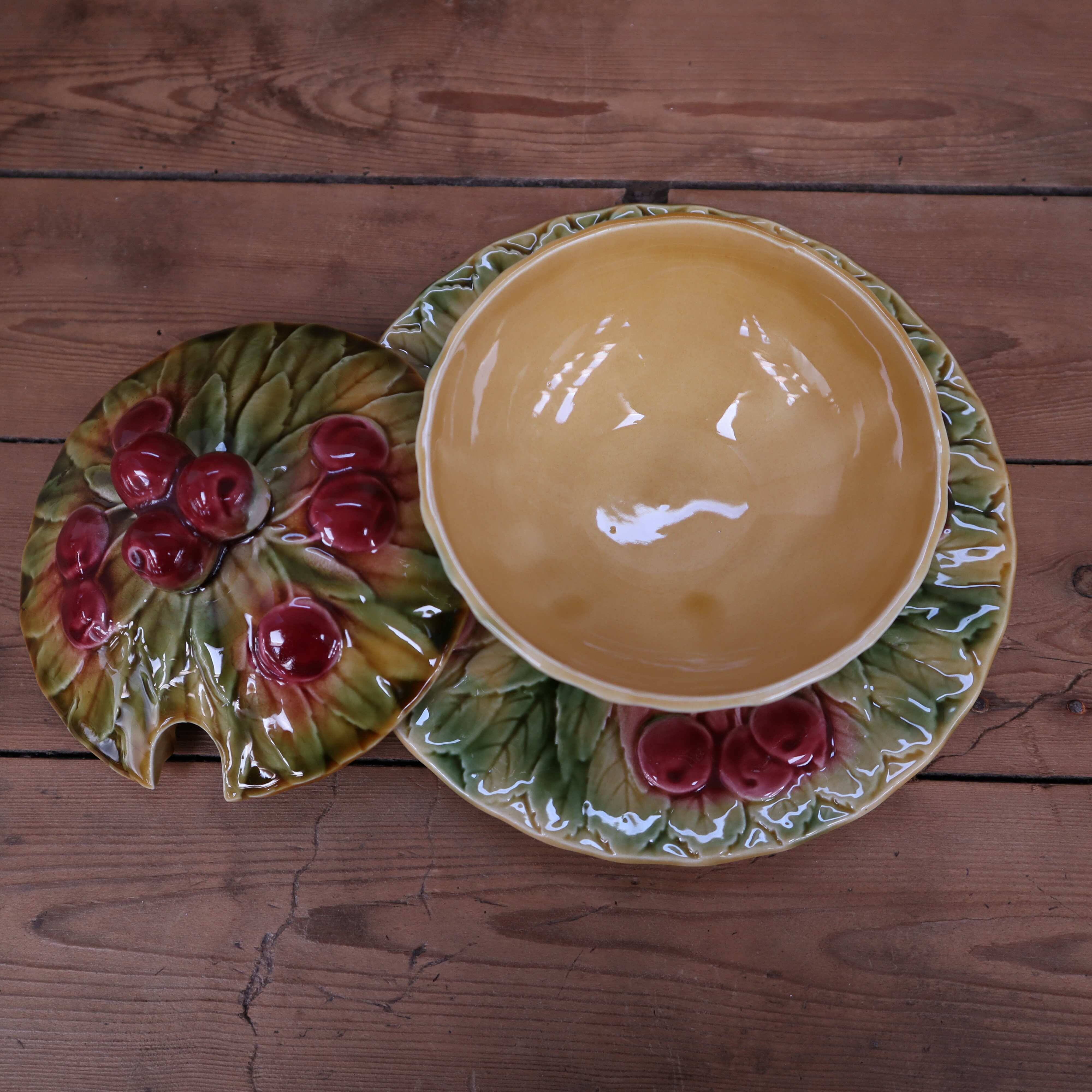 Sarreguemines 1940 cherry slip sauceboat/jam pot