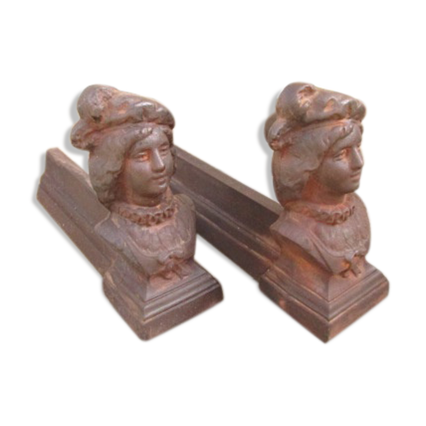 Paire de chenets anciens en fonte