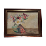 Bouquet of daisies and scent peas