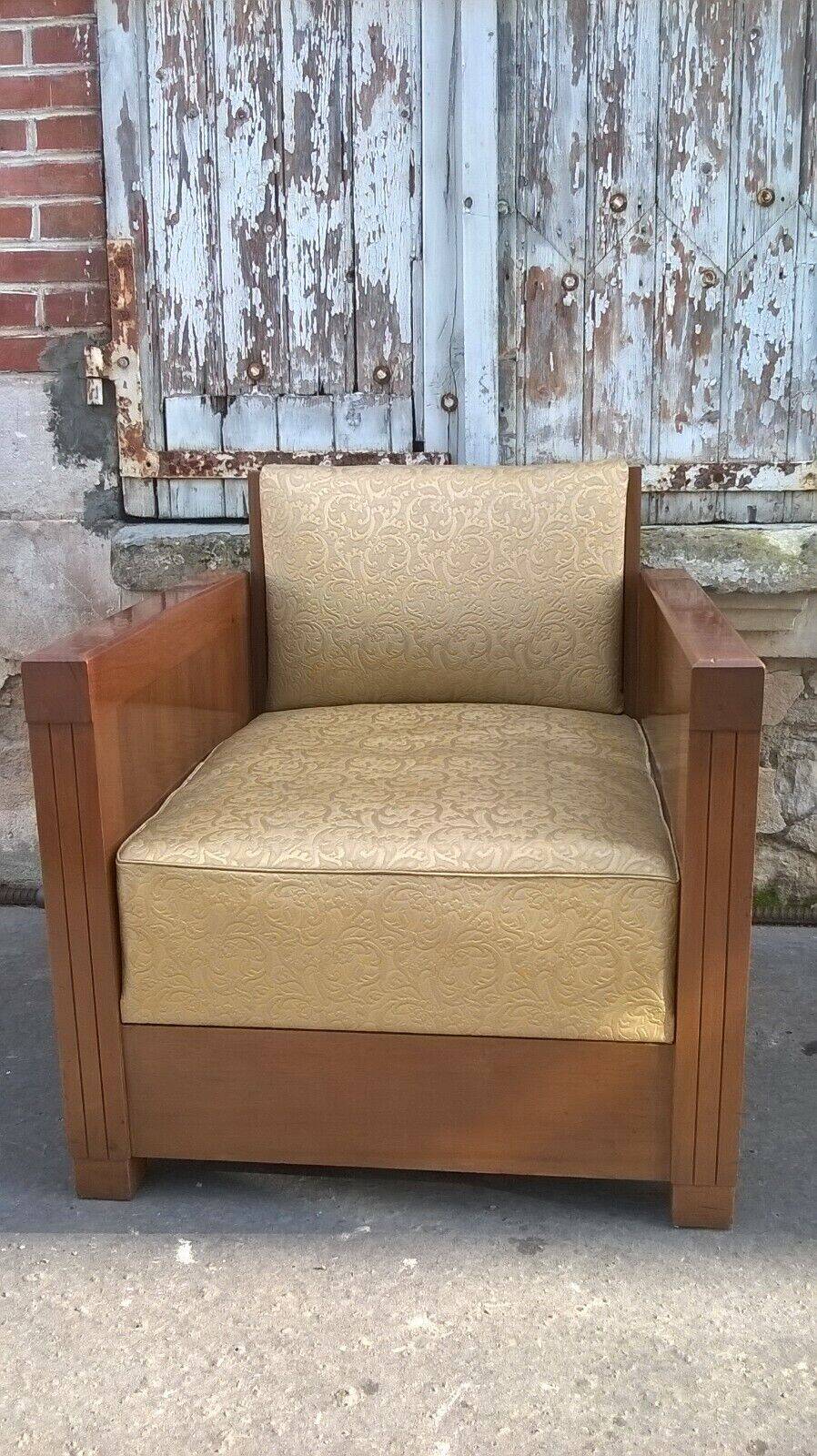 Rare Slezak club chair in solid walnut, Art Deco period
