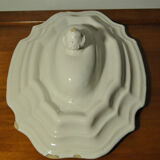 Vegetable soup tureen lid Moustiers 18th century South France