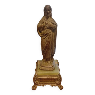 Statue