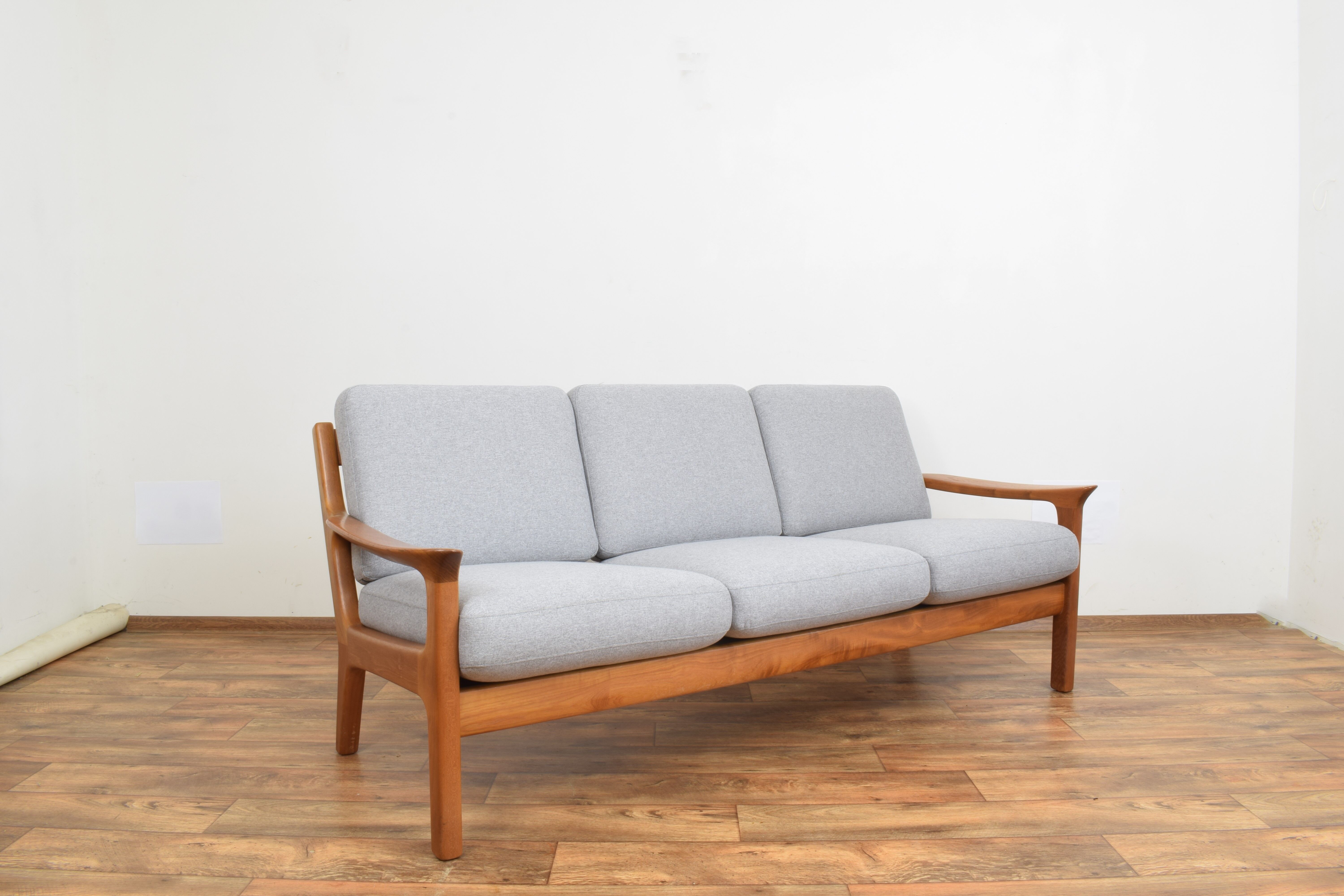 Mid-century danish teak sofa by Juul Kristensen, 1960s