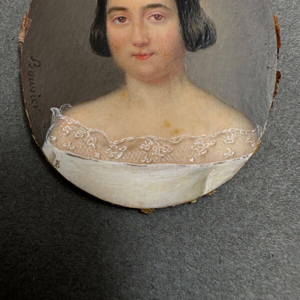 Miniature début XIXe peinte à la main par Bouvier portrait de femme
