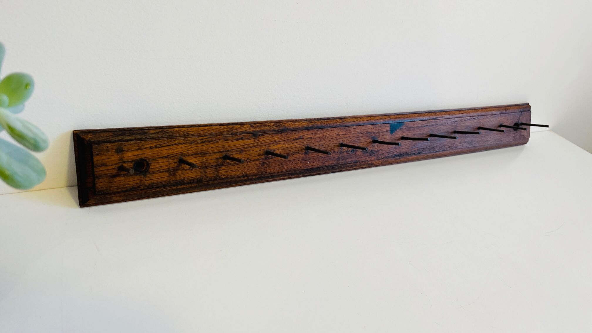 Workshop coat rack in solid oak