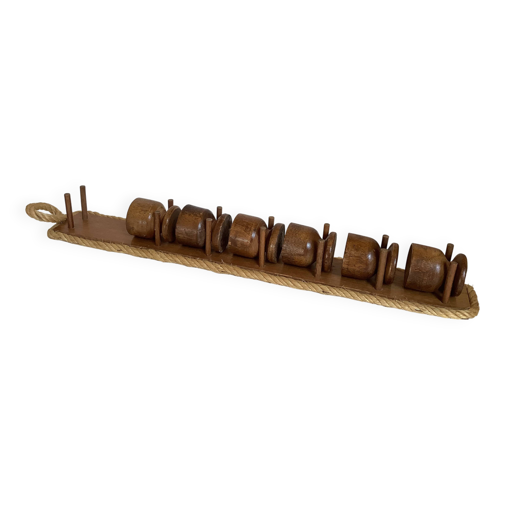 Six wooden egg cups and their rope holder