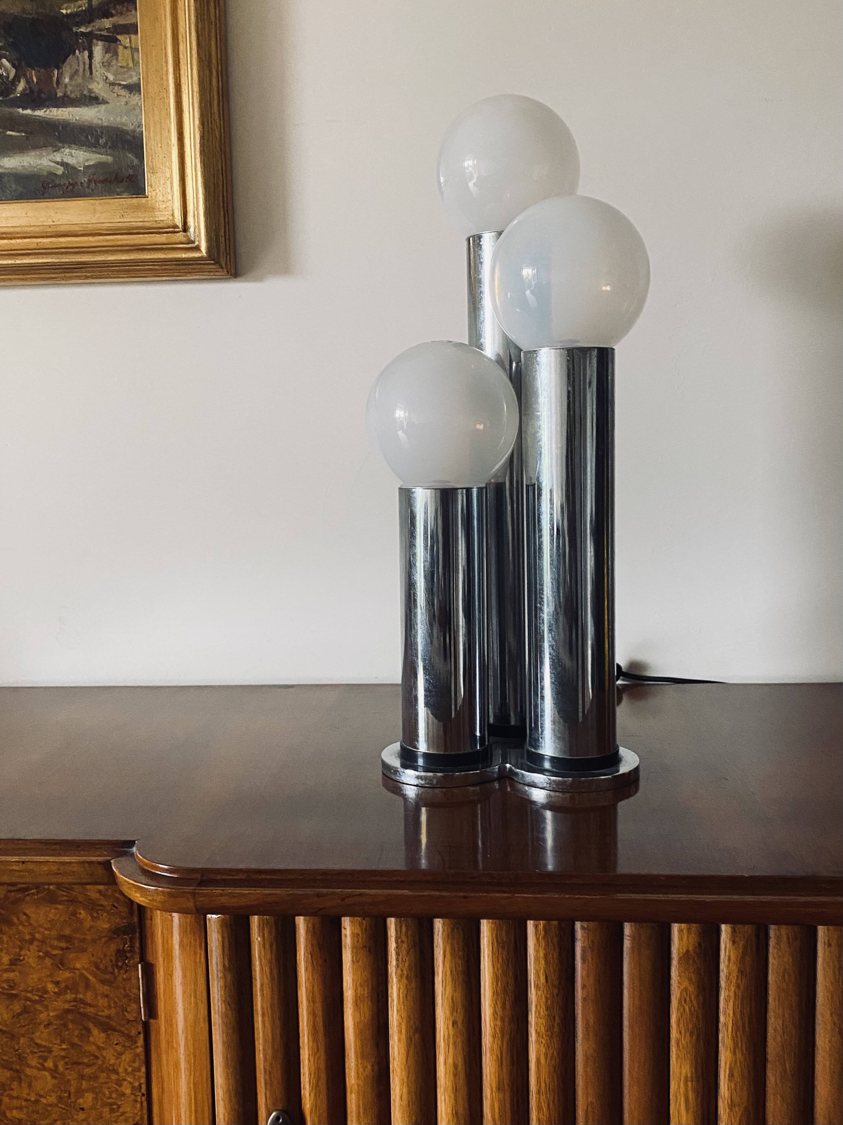 Hollywood regency 3 lights metal and opaline glass table lamp, Lama, Italy 1970s