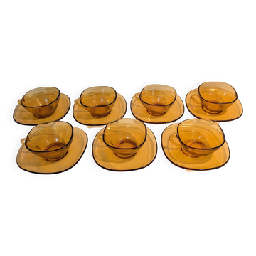 7-cup and saucer set VERECO France in amber glass – 1970s