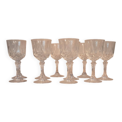 Série de 10 verres à liqueur Cristal d'Arques.