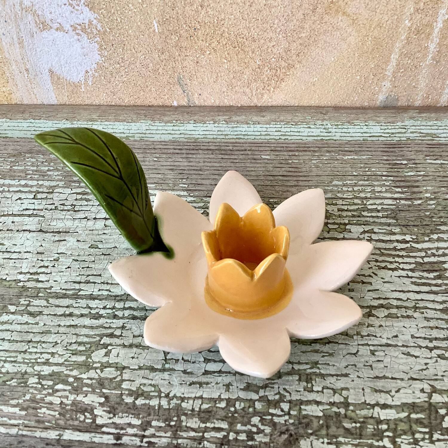 Daffodil candle holder