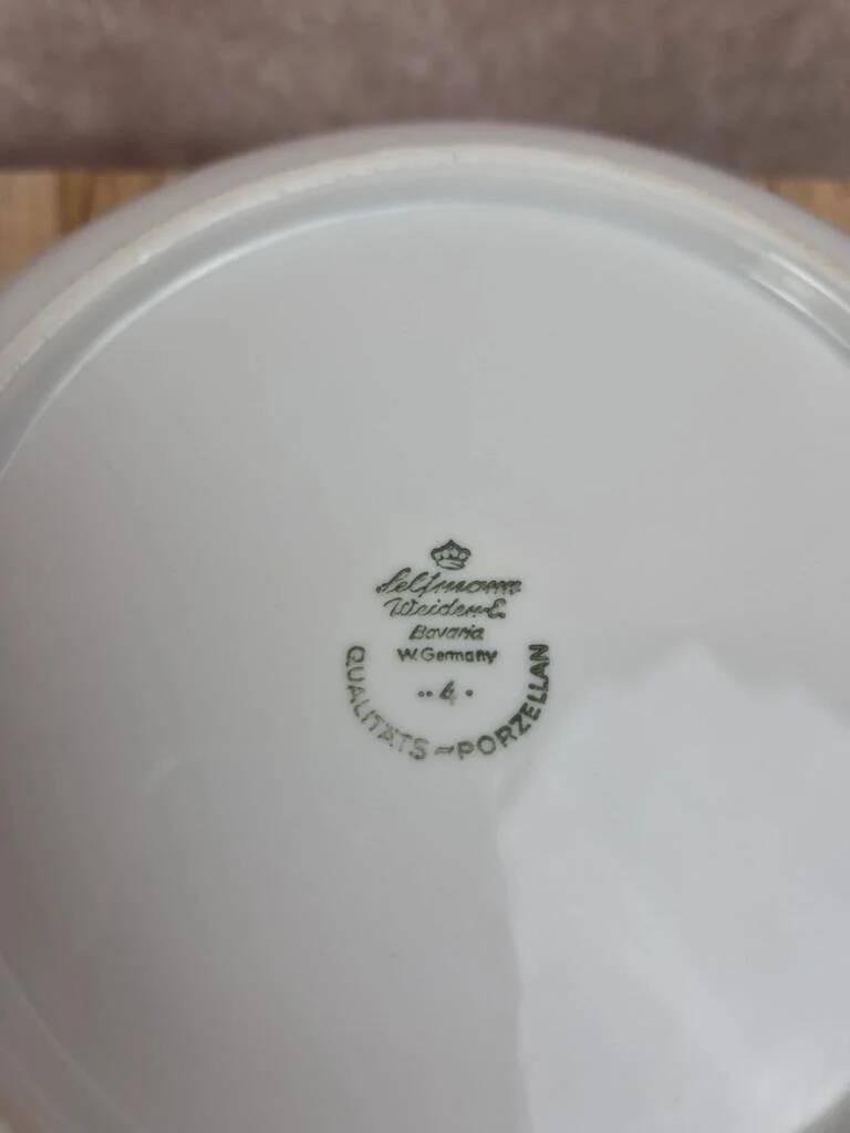 Seltmann Weiden Bavaria Theresia red salad bowl – vintage German porcelain