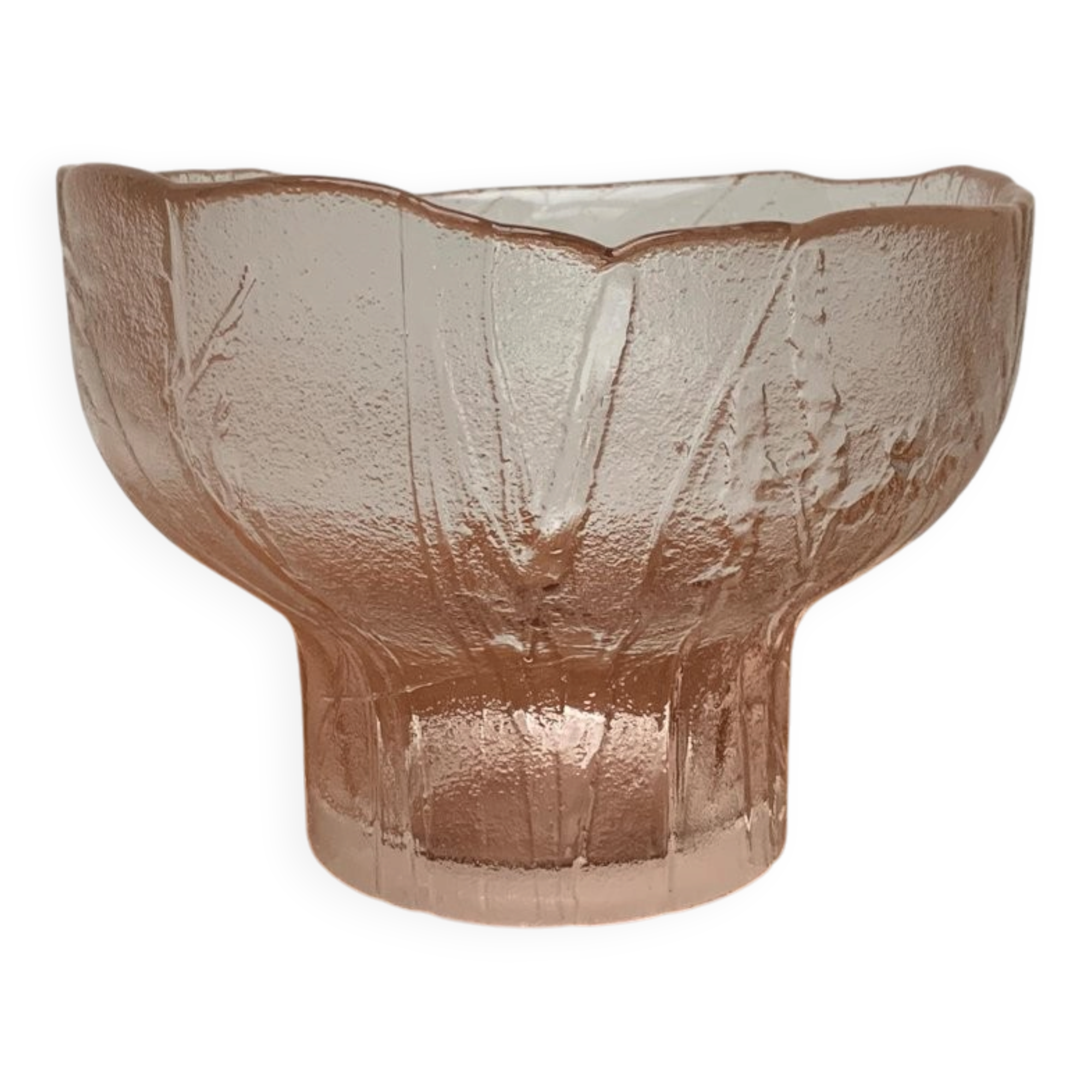 Large glass bowl from the mid-century by Heiniä Kainalossa for Humppila, Finland.