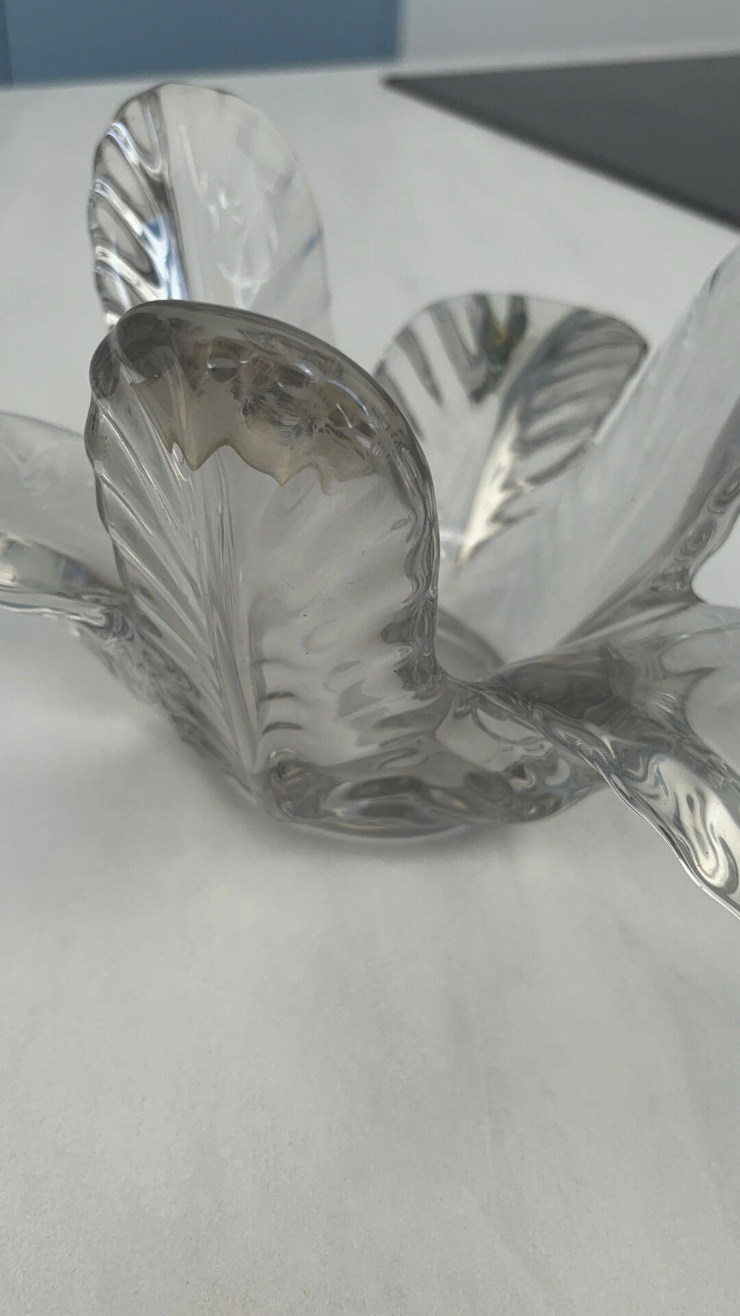 Vide-poche vintage Vannes-le-Châtel en cristal formant fleur