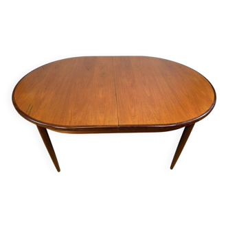 Mid-Century Retro Vintage Teak Oval Extending Dining Table by G Plan – Fres