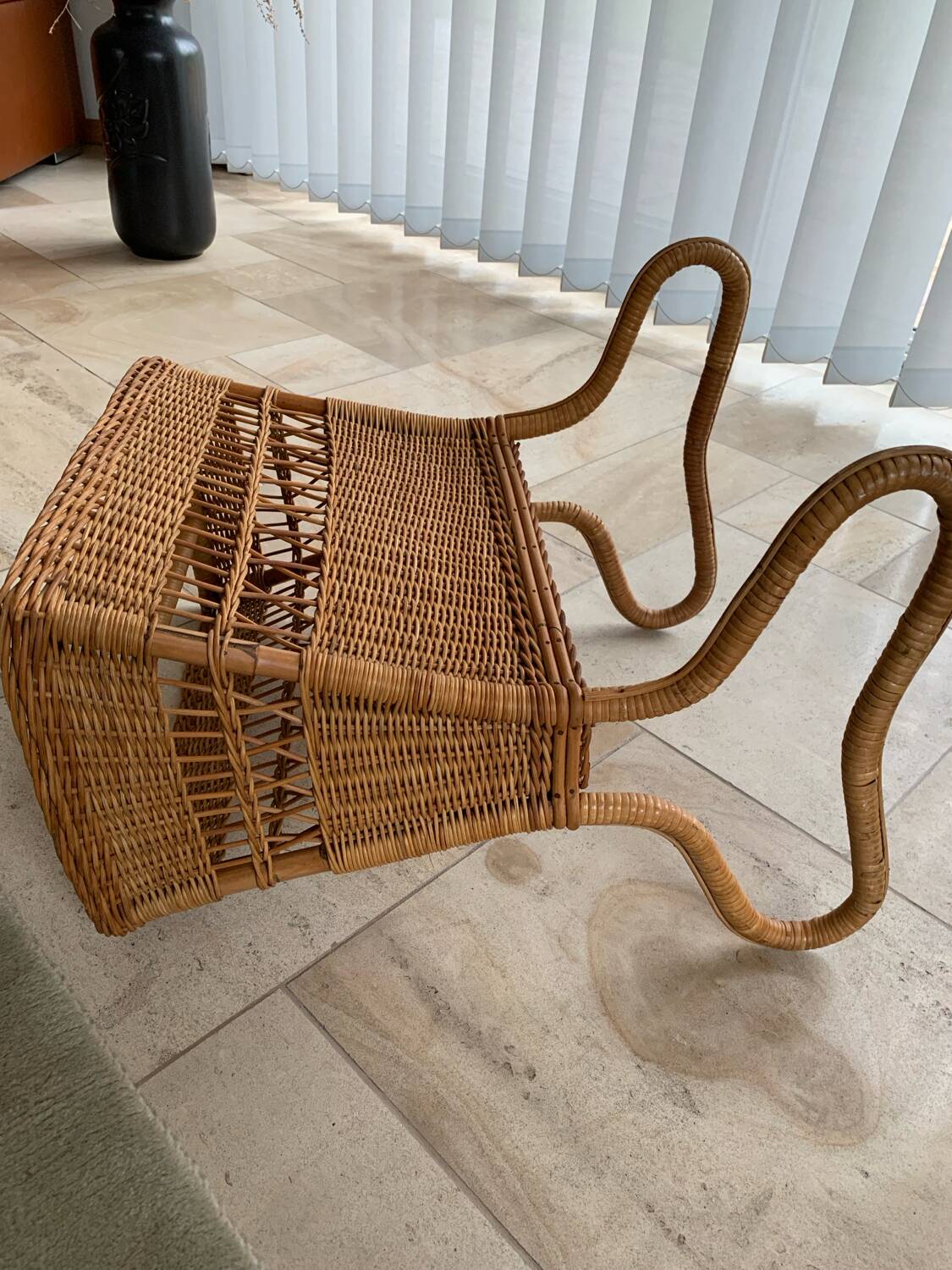 Vintage 60's magazine rack