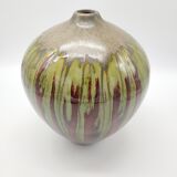 Vase in red and green flamed sandstone 30s