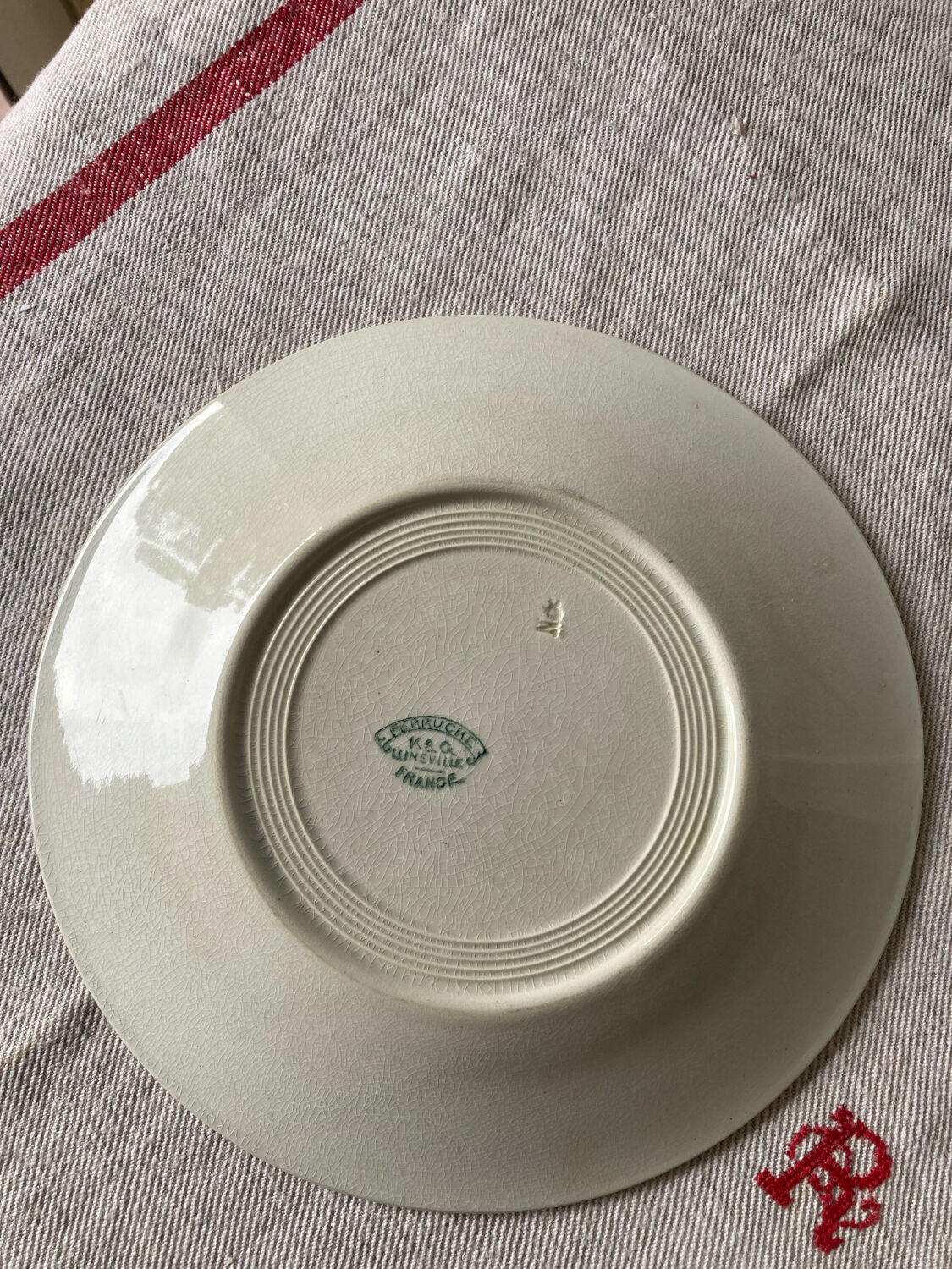 Dessert plates and serving dish, K&G Luneville, parakeet model.