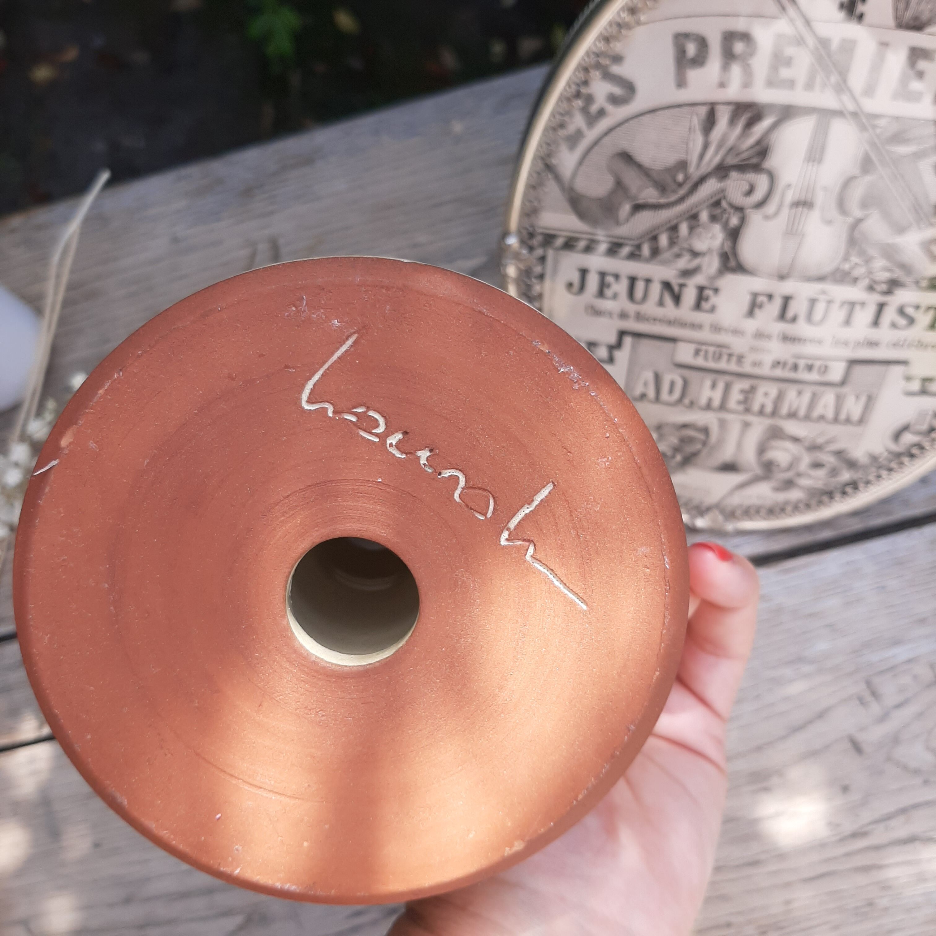 Glazed glazed stoneware candle holder