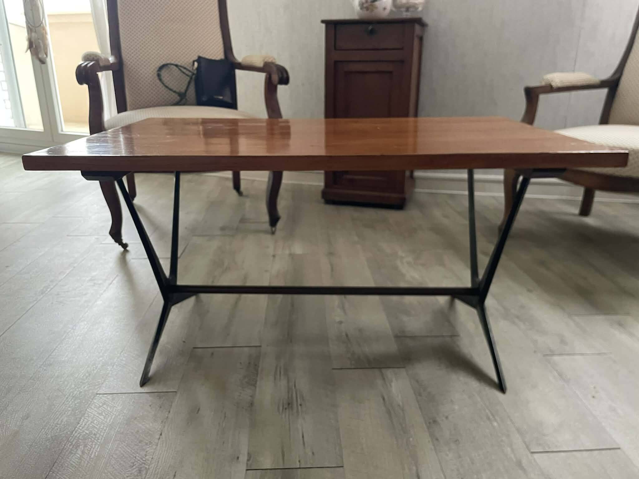 Living room coffee table