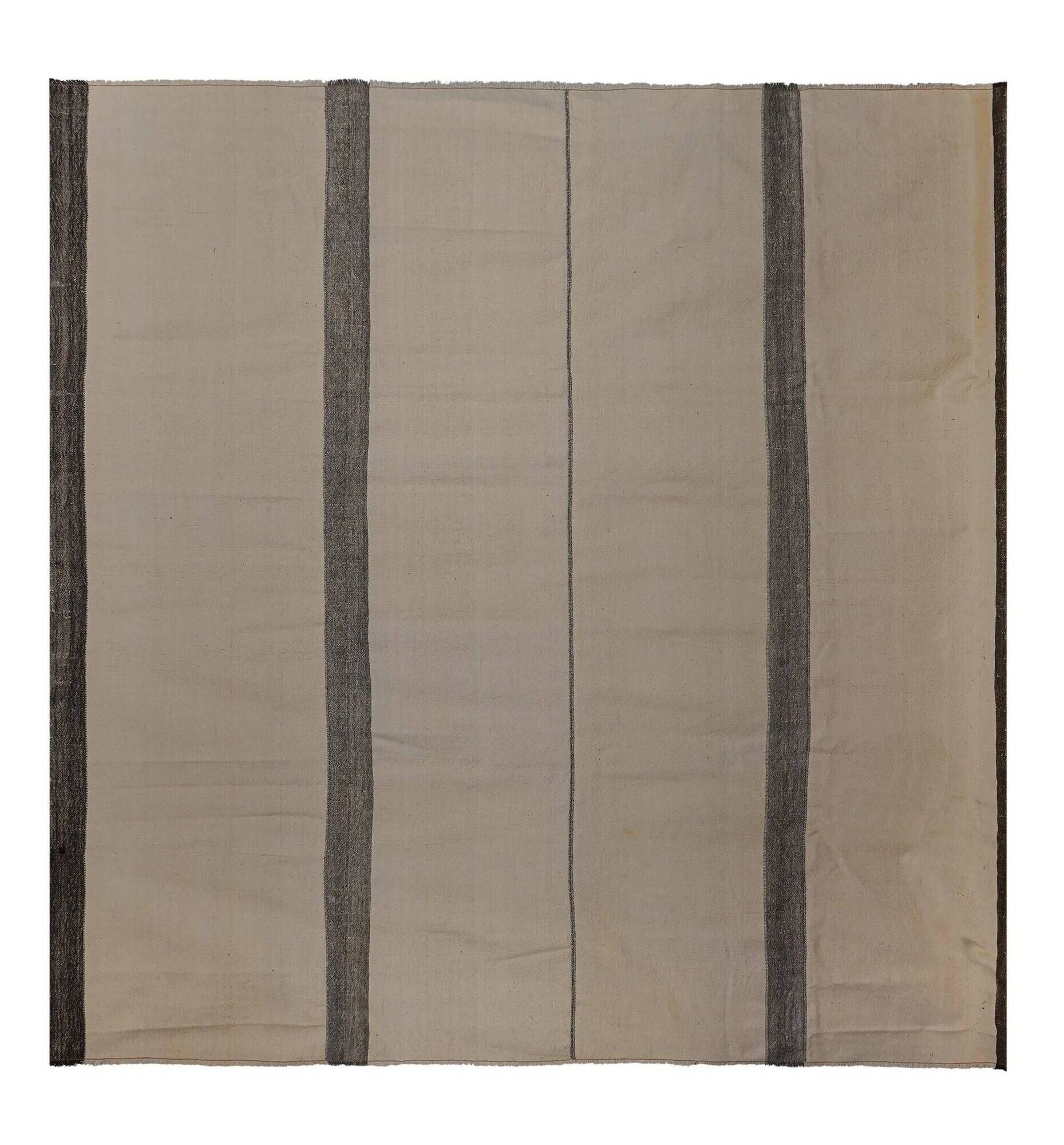 Vintage Turkish kilim, handwoven, 310x322 cm.