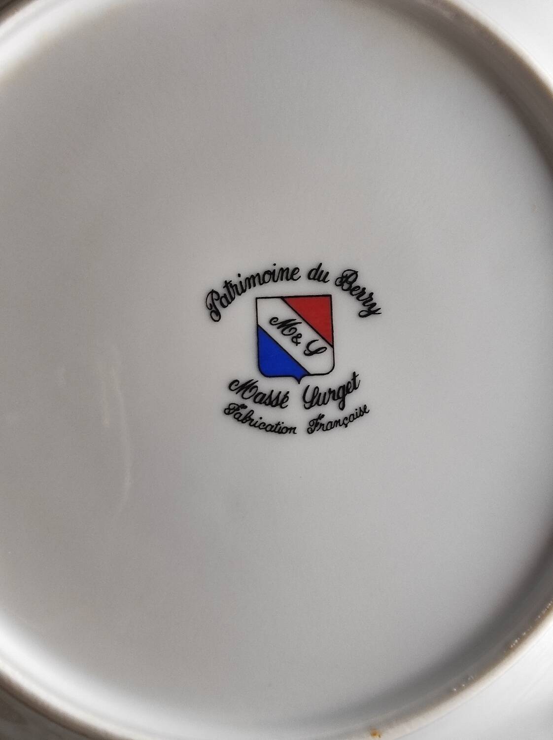 Fine porcelain dessert plates