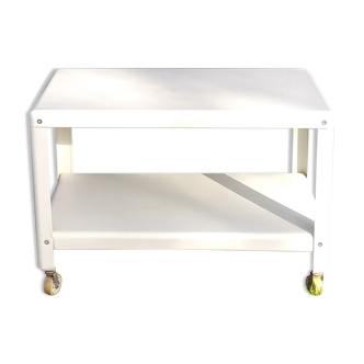 Table basse blanche Ola Wihlborg