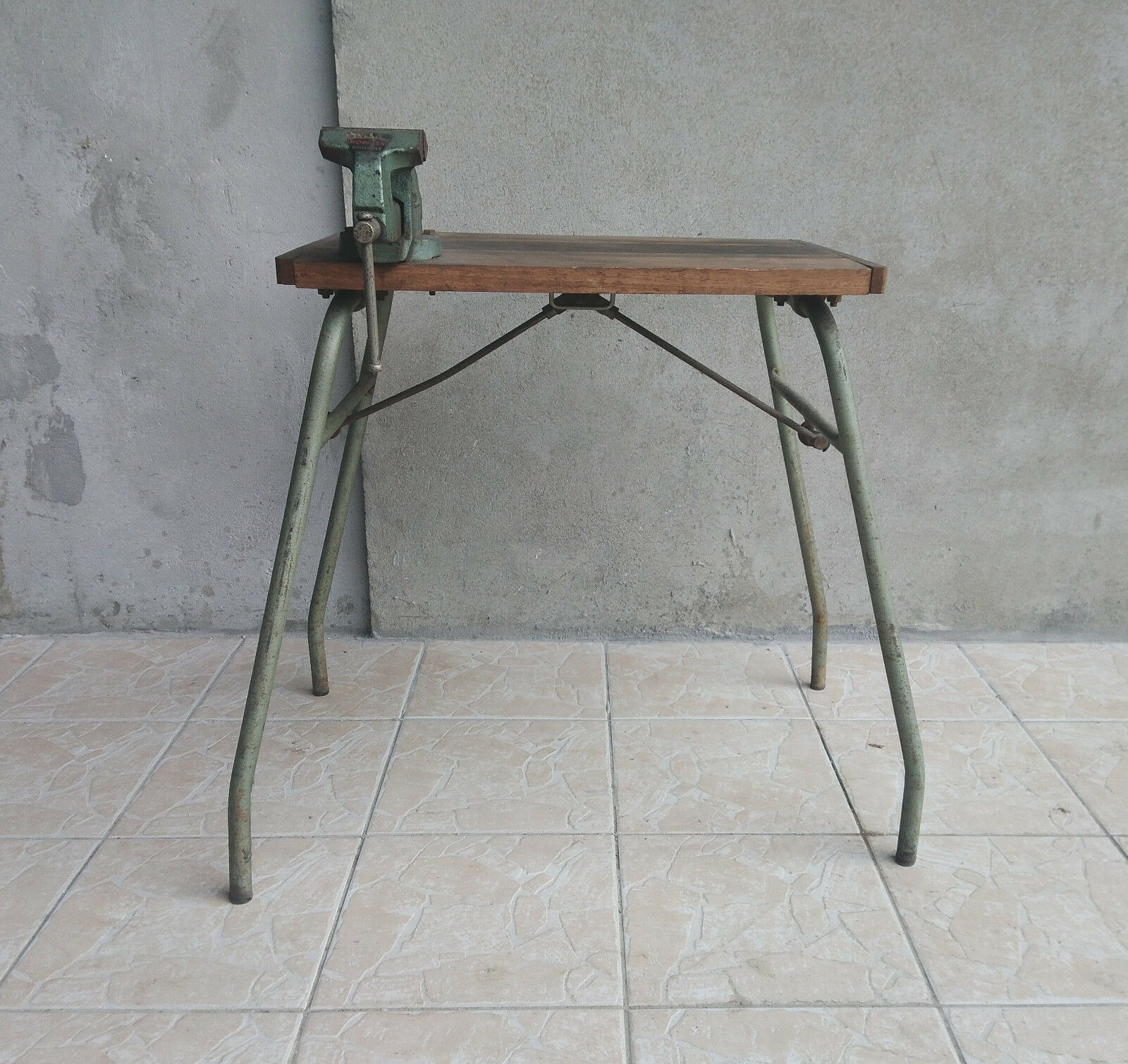 Vintage industrial establishment La Robuste