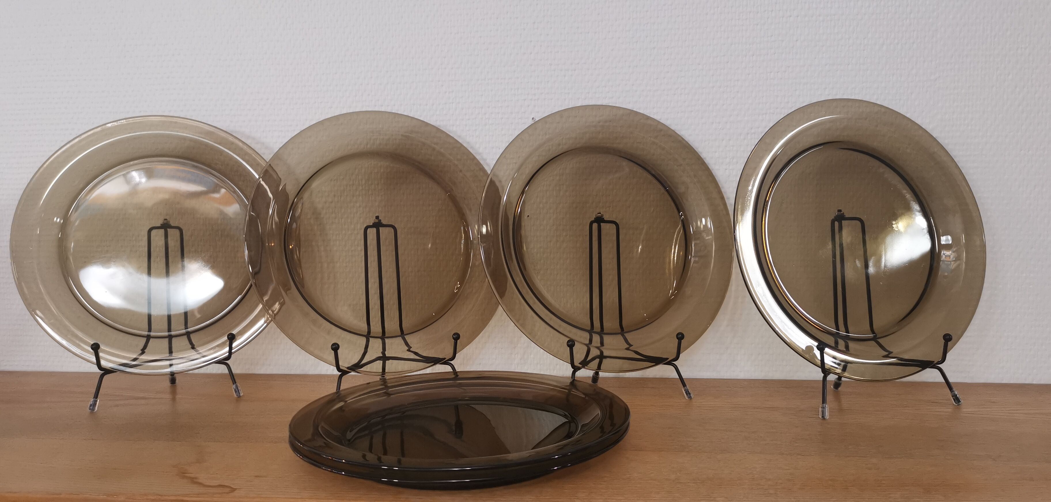 Set of 6 flat plates in smoked brown glass Vereco 70'S Vintage