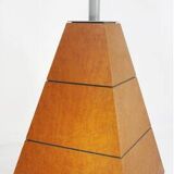 Pyramidal floor lamp