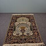 Oriental carpet in colorful silk, twentieth century 190x122cm