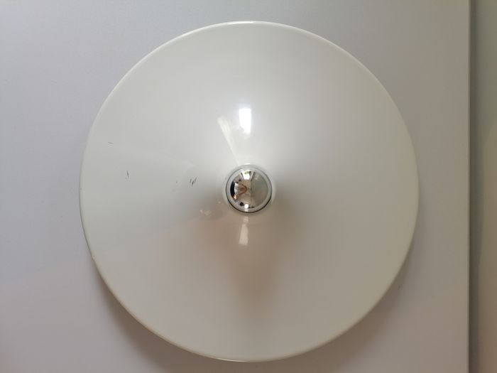 "Disco" wall lamp designed by Gianluigi Gorgoni for Stilnovo 1970