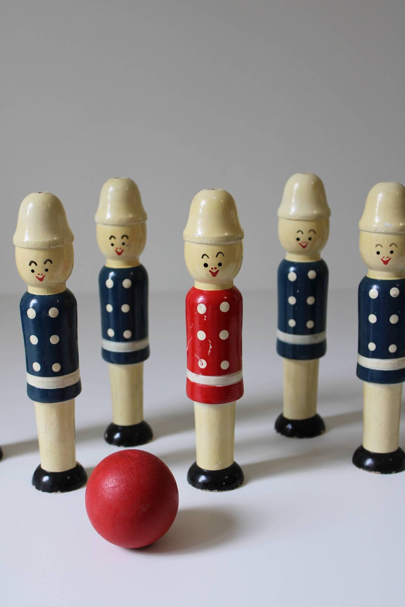 Vintage 1970s wooden soldier bowling set or bowling alley