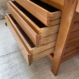 Regain dresser office row