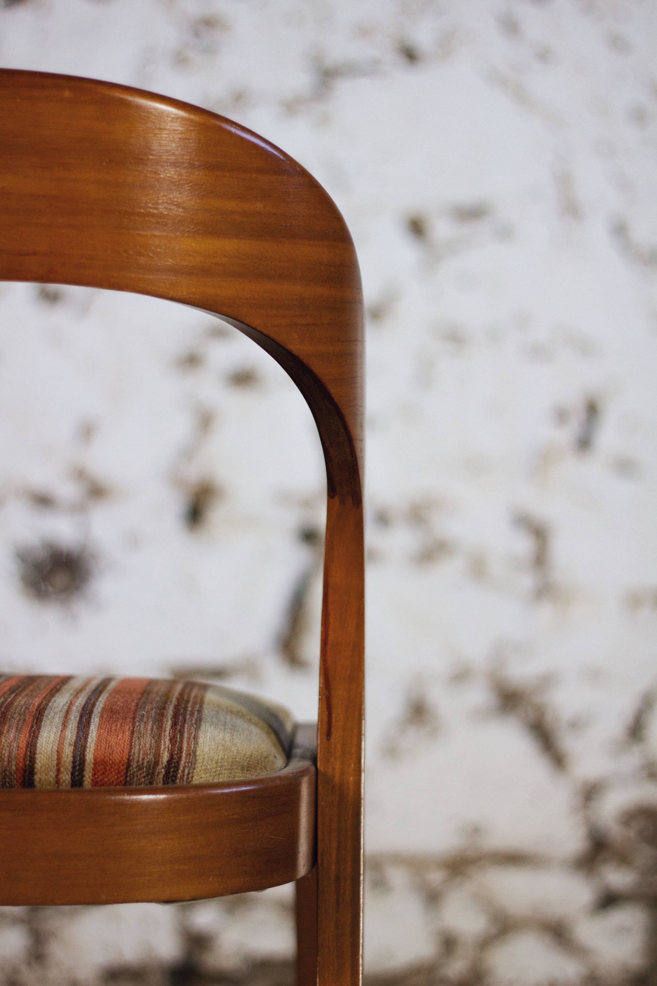 4 Baumann Gondola chairs