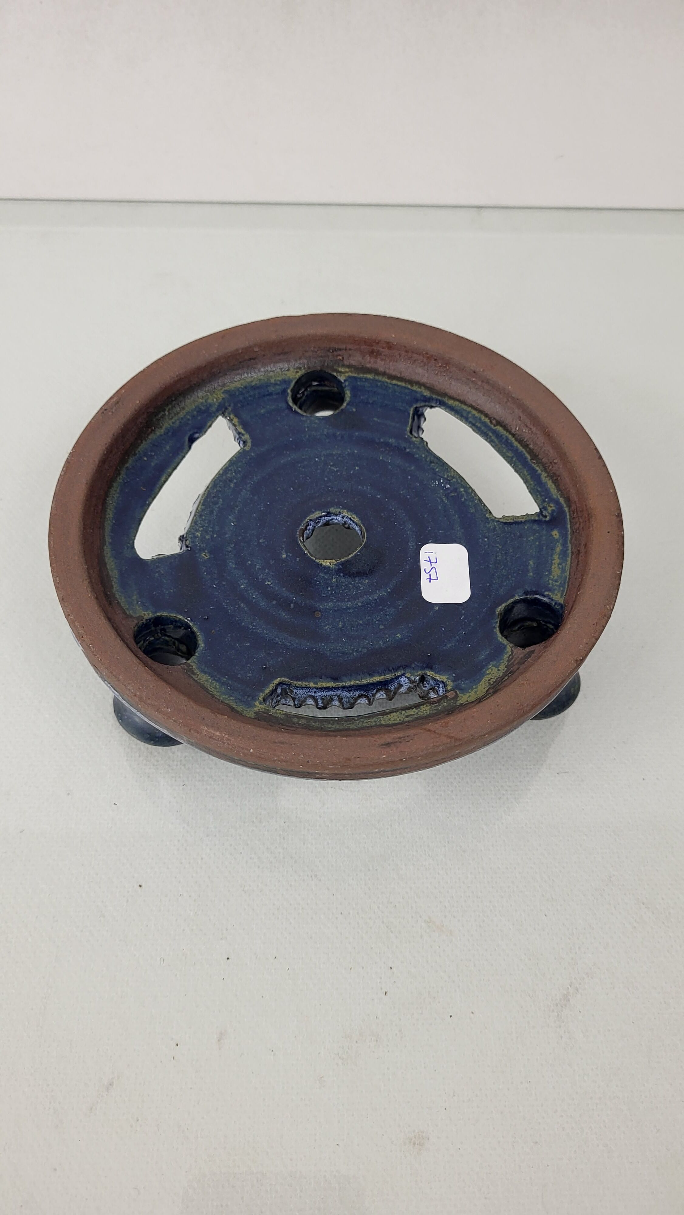 Pique vase flowers in sandstone Pierlot Ratilly