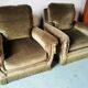 Paire de fauteuils en velours "Jean Roche "