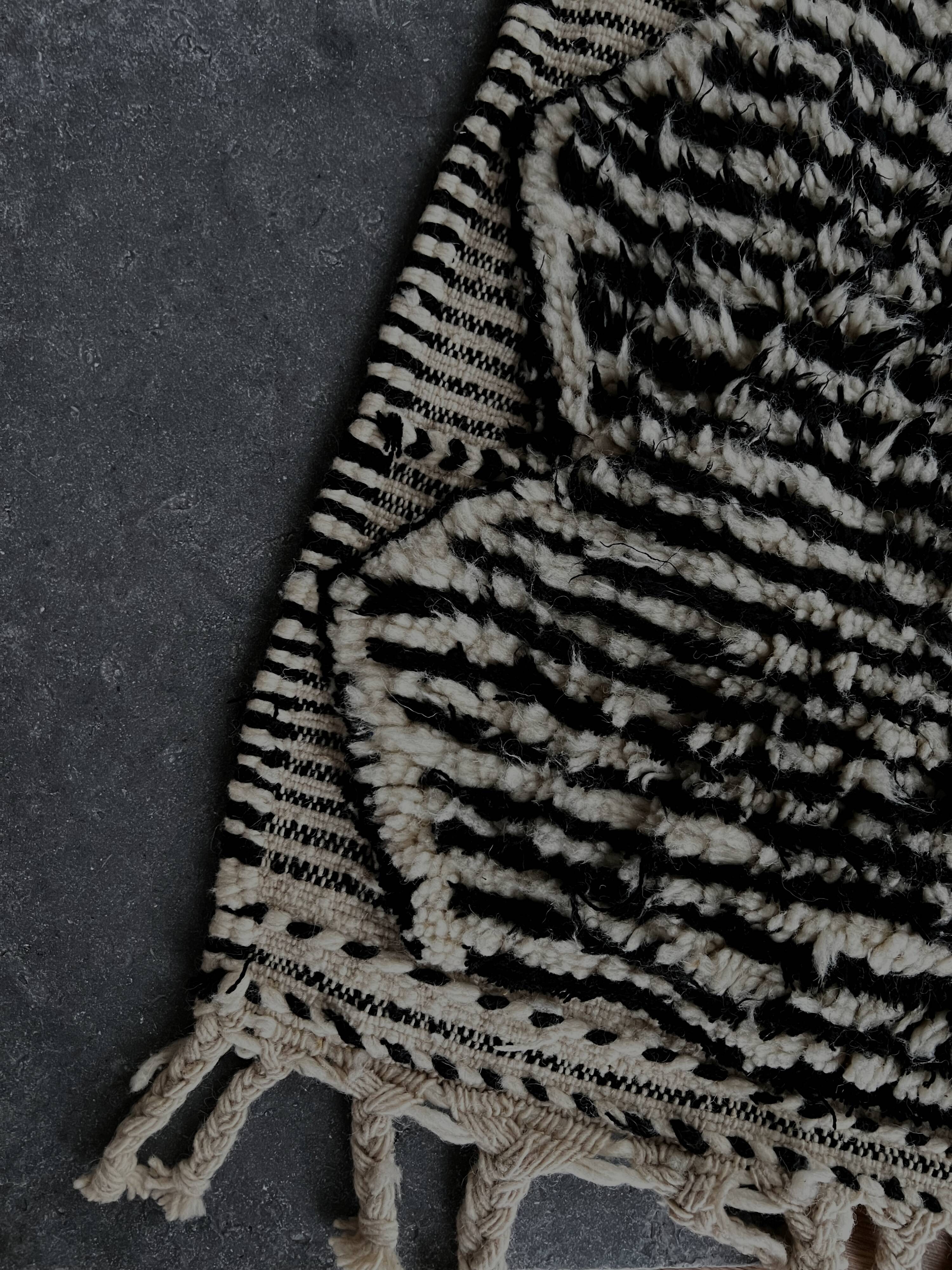 Beni Ouarain rug 250x175cm