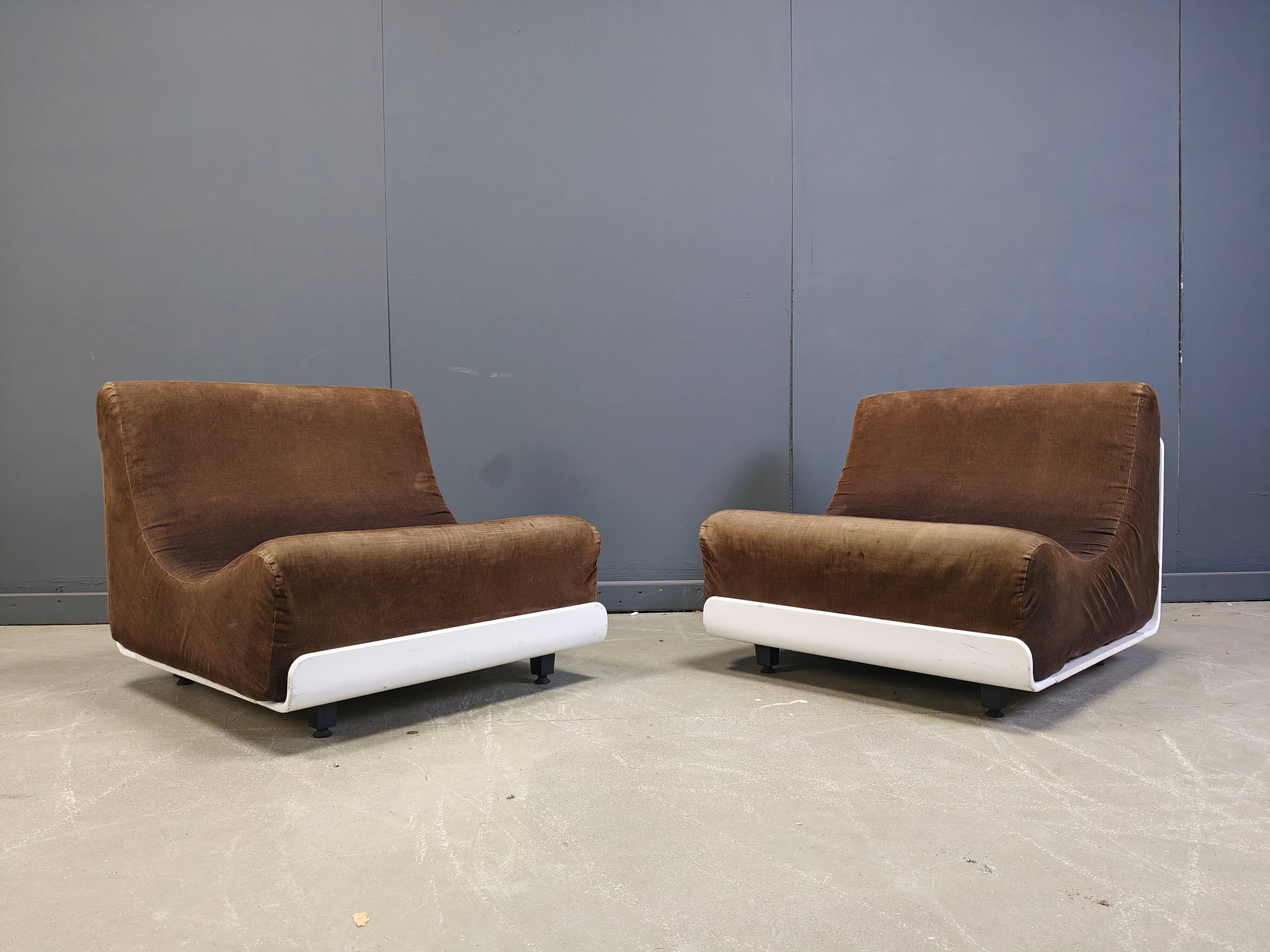 Space age Orbis lounge chairs by Luigi Colani for Cor, 1960s