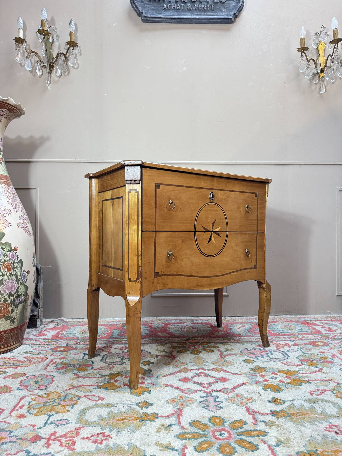 Cherry wood sauteuse commode from the transitional period, 18th century