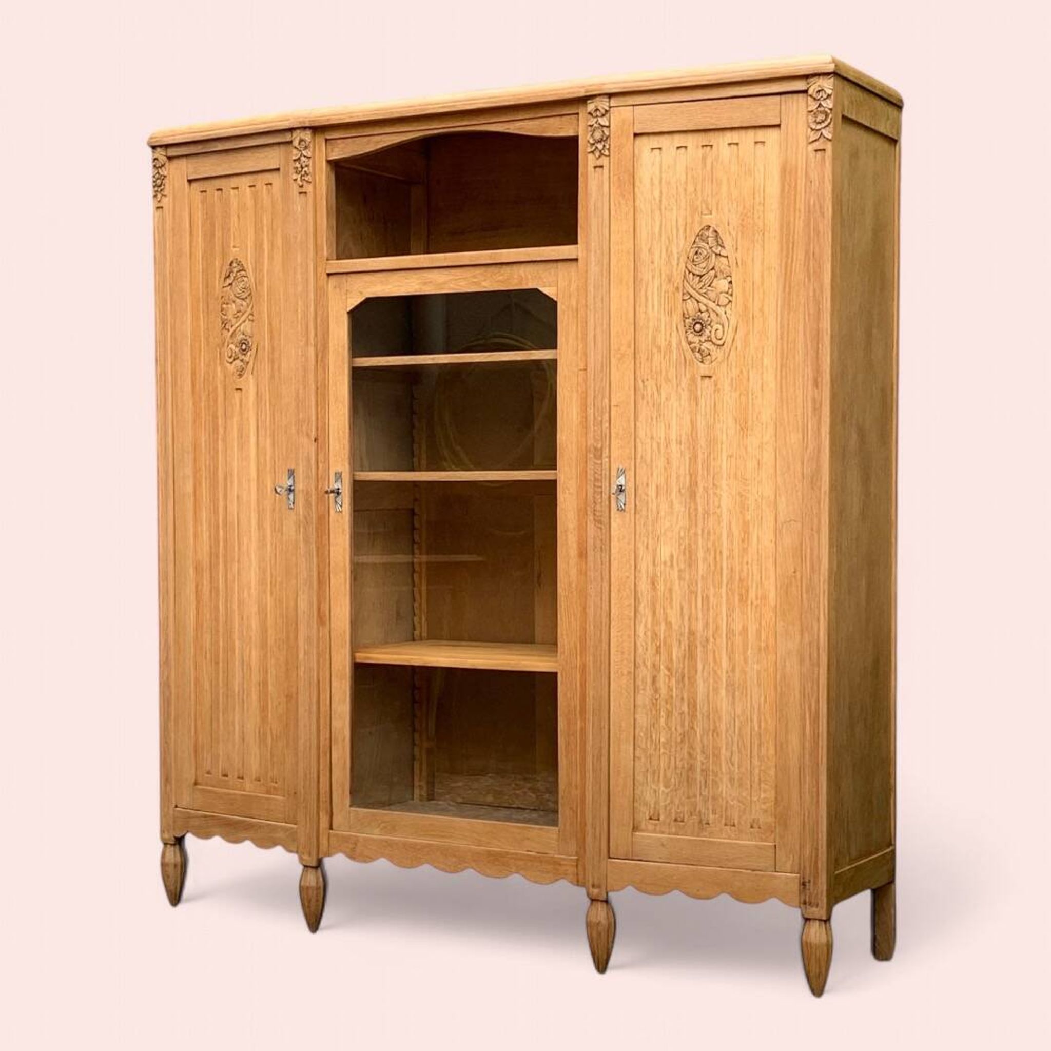 Asymmetrical Art Deco glass-fronted Parisian wardrobe in raw oak, 1930.