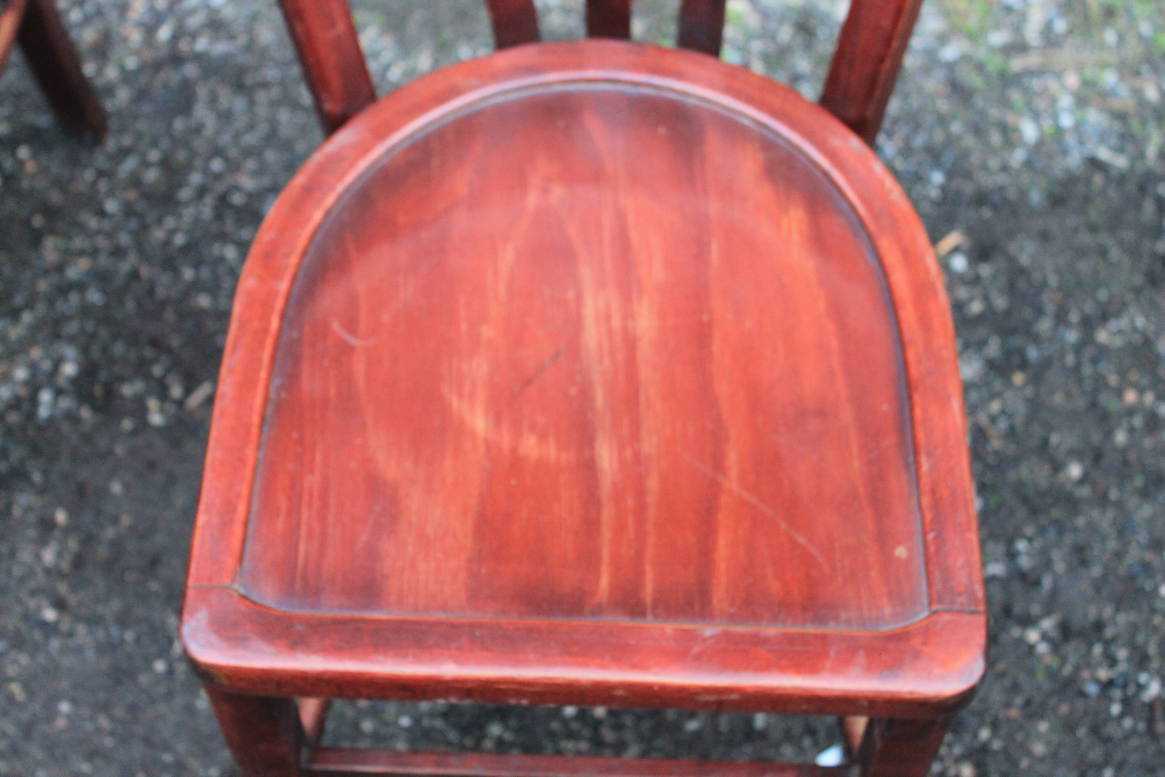 Lot of 8 bistro chairs