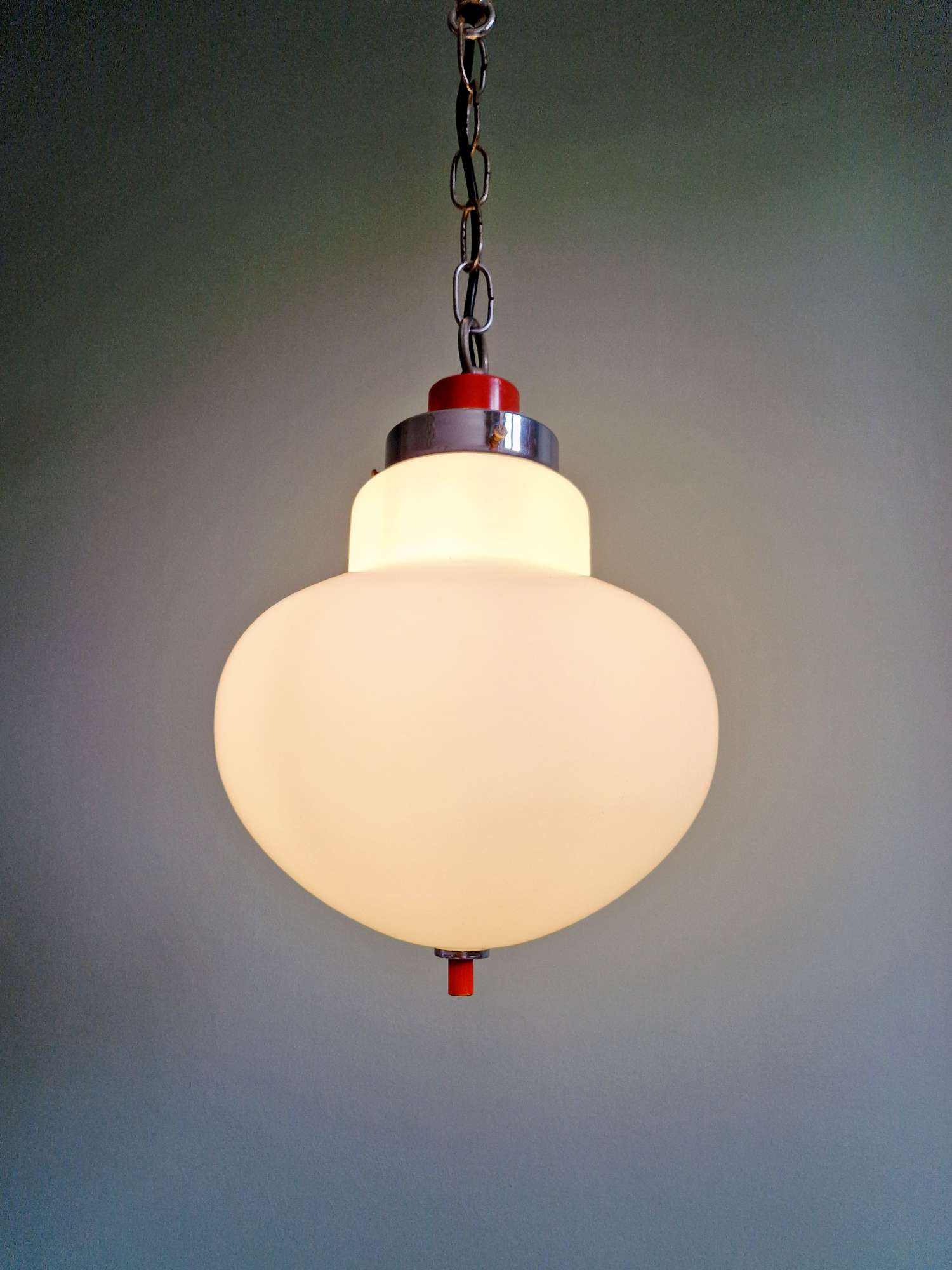 Suspension Space Age en opaline blanche, Massive, 1970